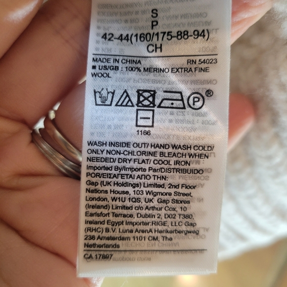 Banana Republic Merino wool popcorn Honeycomb Stitch Sweater cream ecru small - Picture 8 of 9